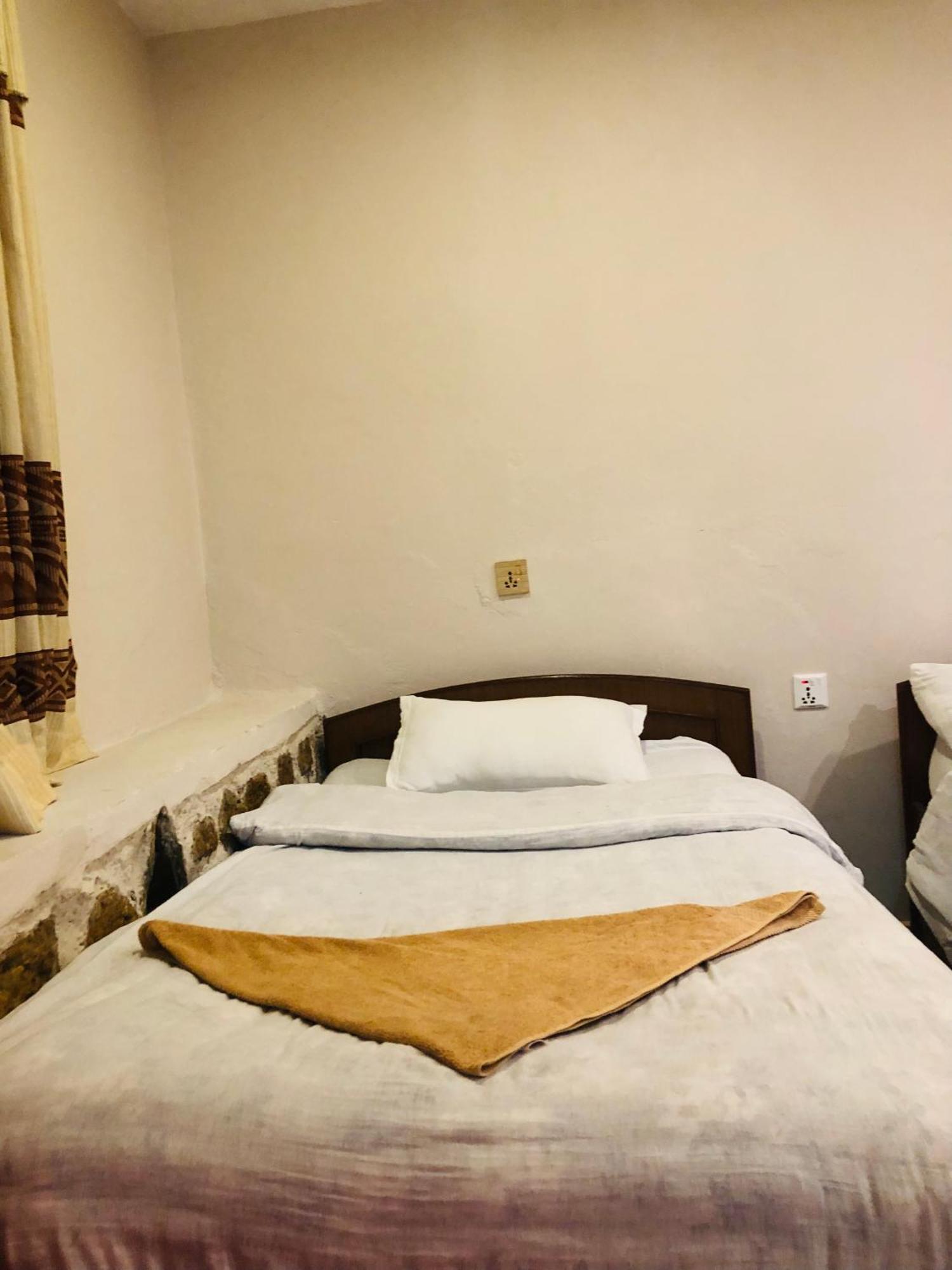 Into The Wild Pokhara Villa Kaski Ngoại thất bức ảnh